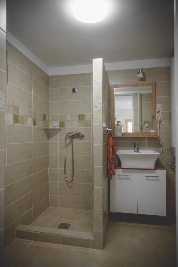 Jurta Debrecen Hotel Ngoại thất bức ảnh